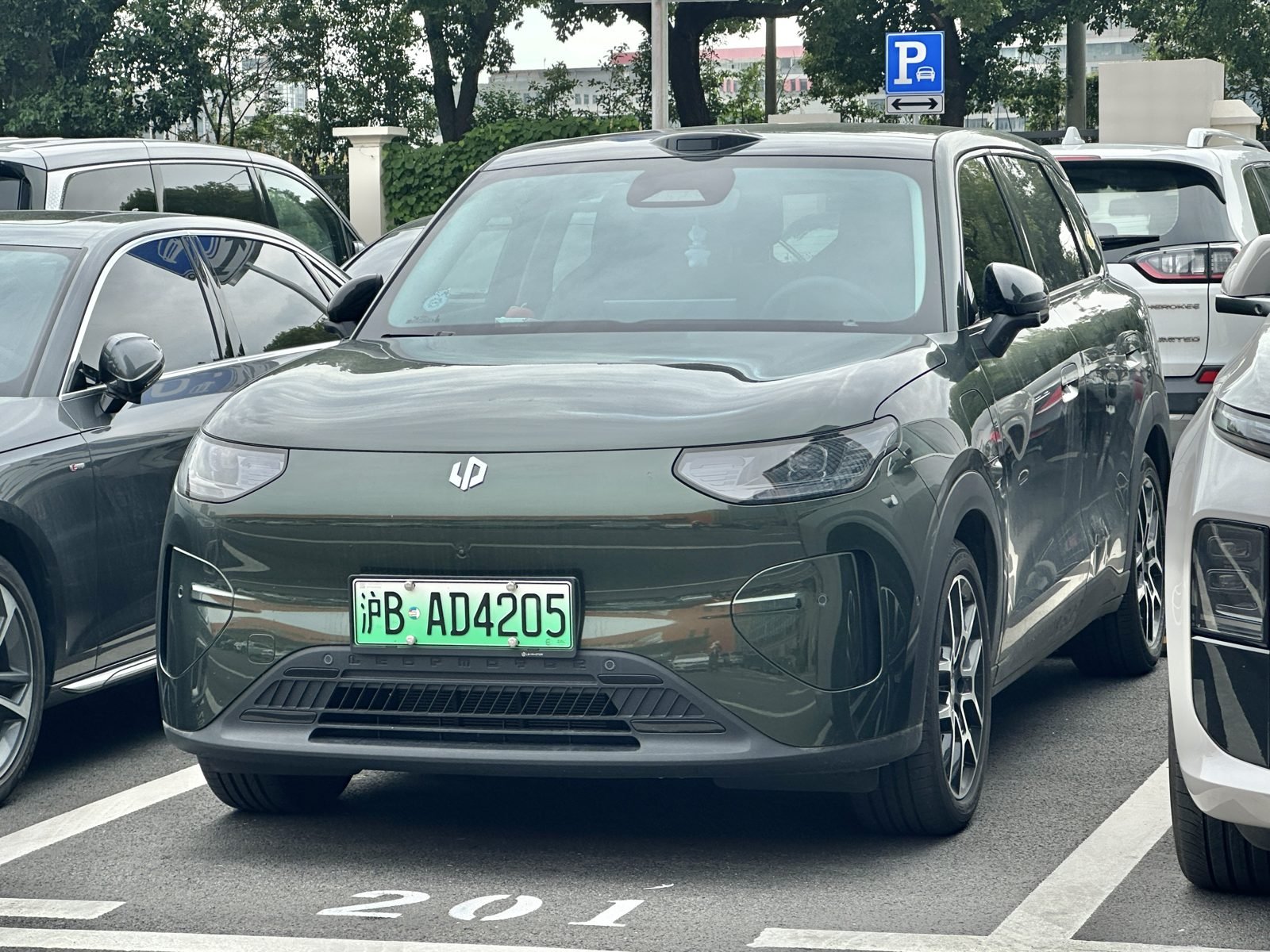 Front view of the Leapmotor A10 — the A10s keeps the same 800-volt powertrain menu