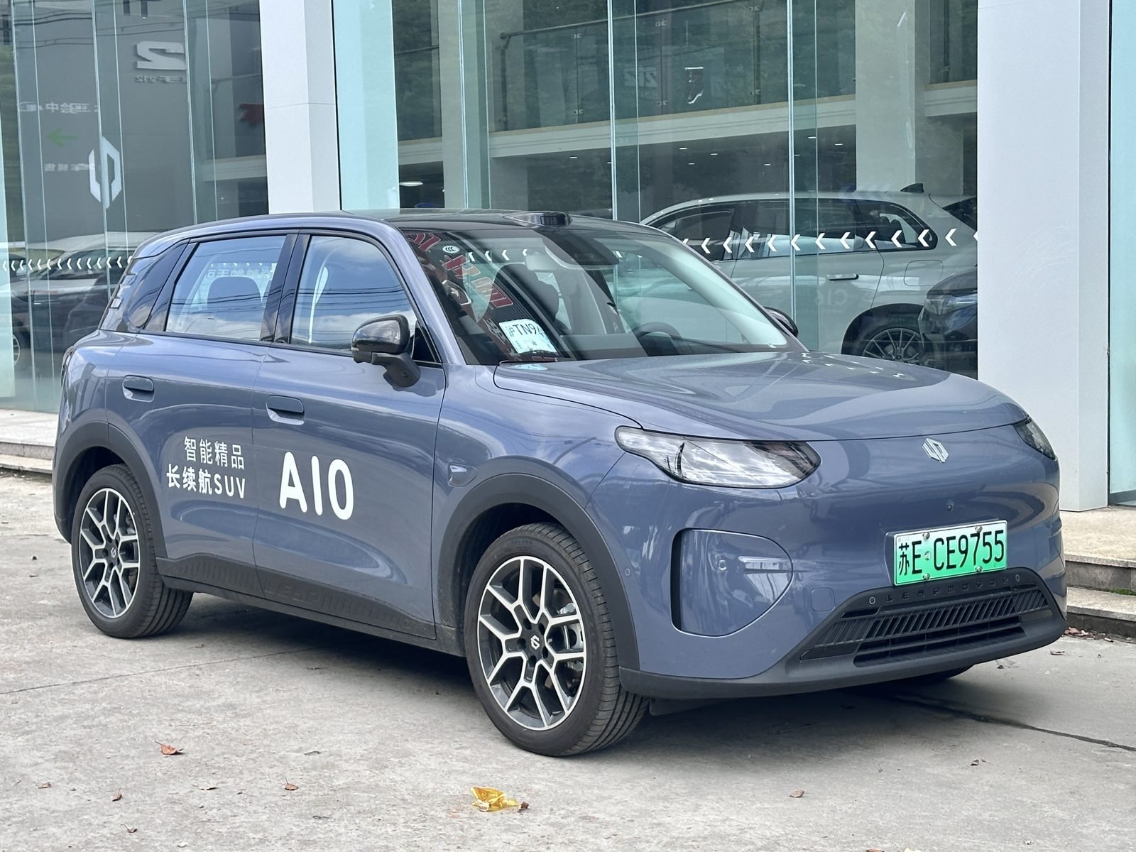 Leapmotor A10 electric SUV in China — the A10s sport variant keeps the same body with black-and-red trim