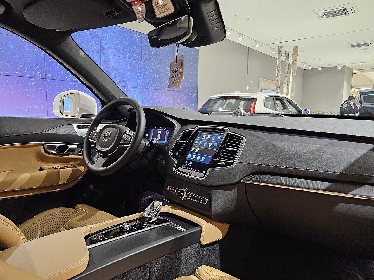 2026 Volvo XC90 cockpit with crystal gear selector and 11.2-inch touchscreen